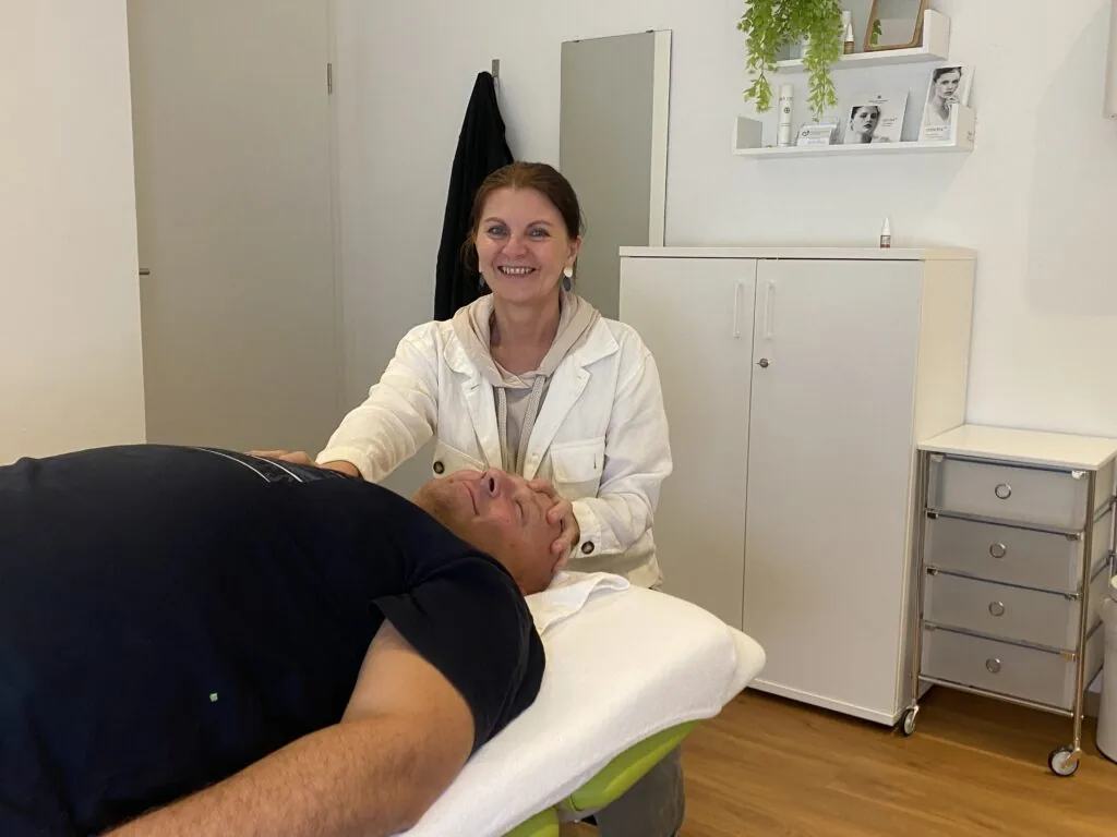 Naturheilpraxis Neutraubling – Behandlungsraum